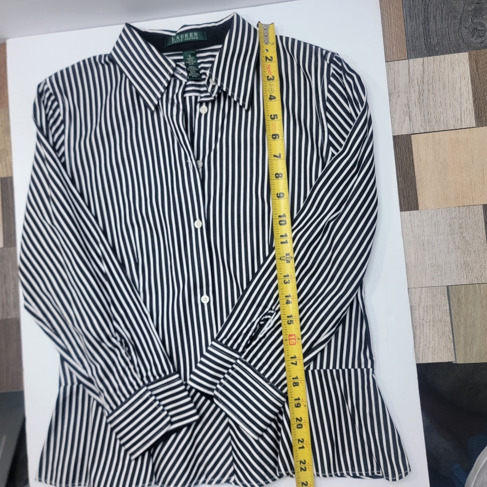 Women's 6 (Small) Lauren Ralph Lauren Black White Stripe Button Dn Coll. Shirt - Picture 4 of 5
